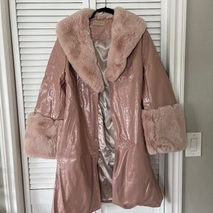 Jayley pink coat with fur cuffs